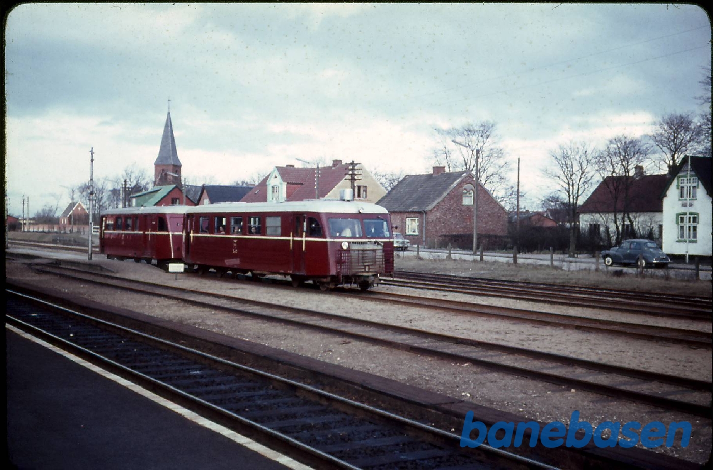 Skinnebus på Troldhede station Skinnebus på Troldhede station