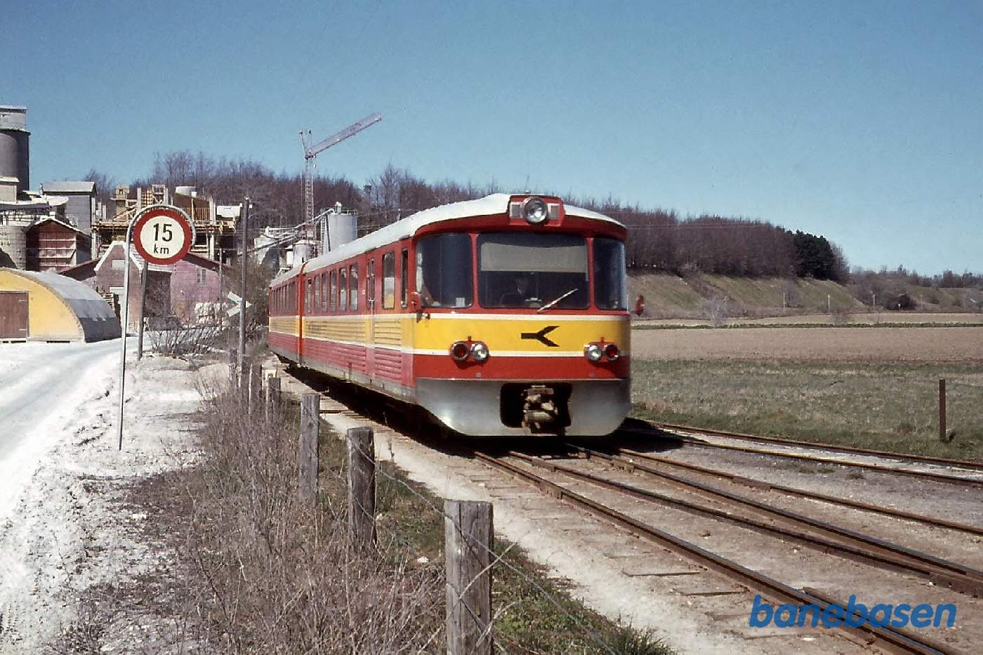 Tog under indkørsel på Stubberup station