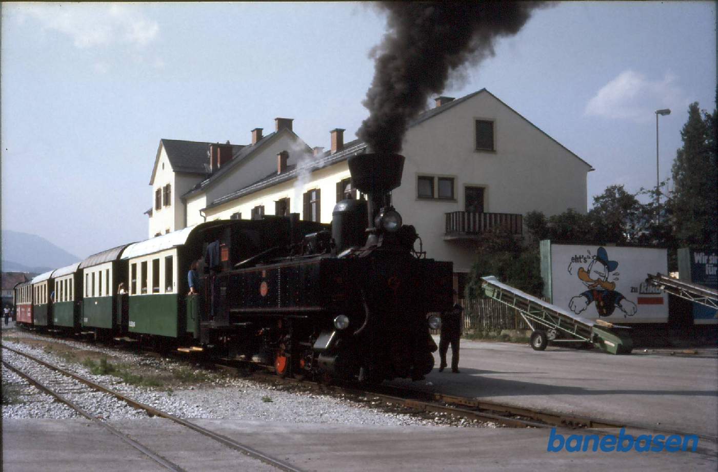 Østrig - Smalsporsbaner. Lok U44 før afgang fra Weiz
