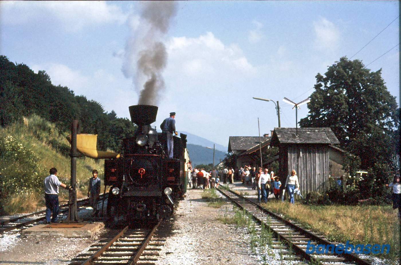 Østrig - Smalsporsbaner. Vandtagning på Anger station