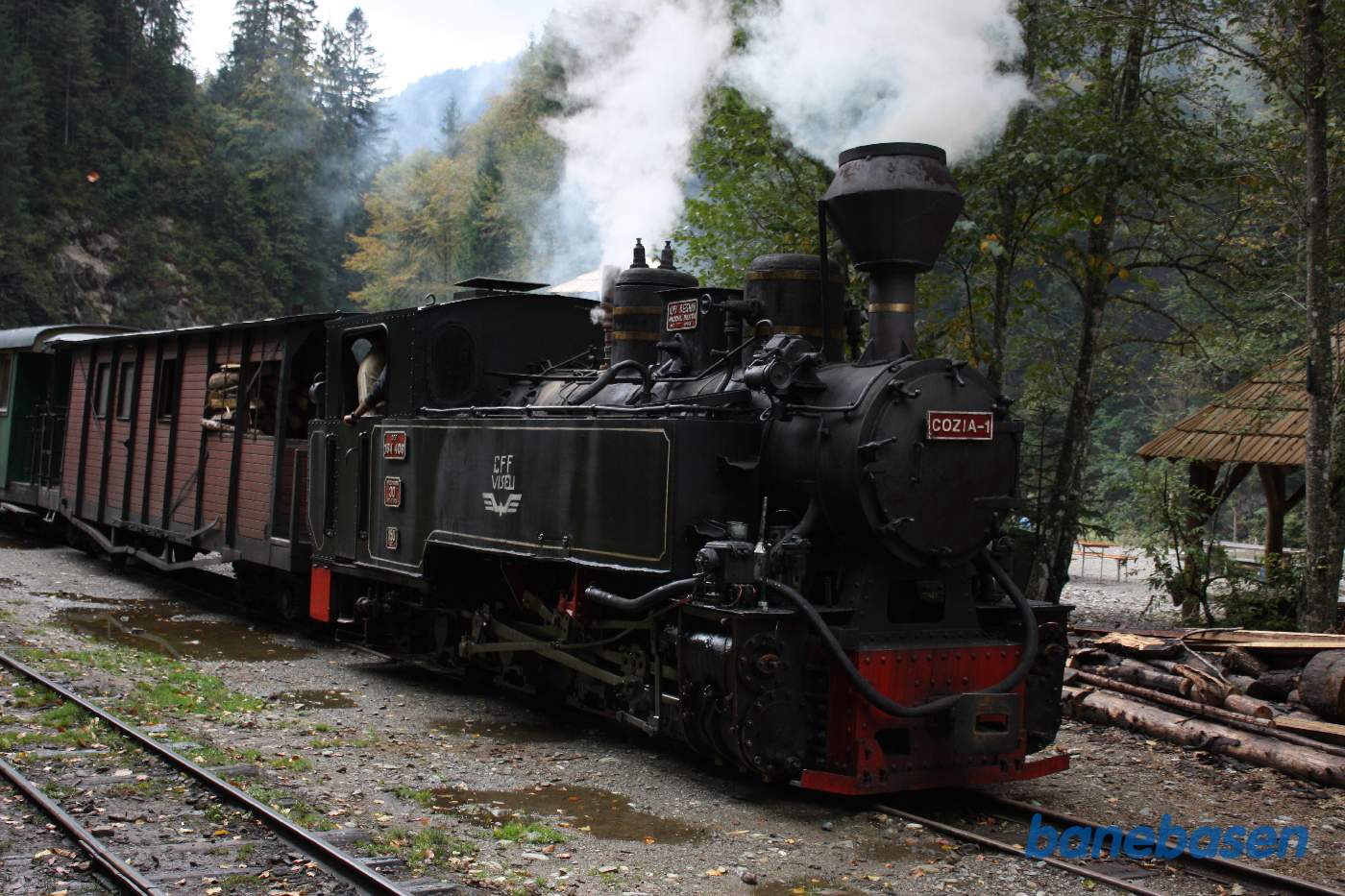 Udflugtstoget på turistholdepladsen