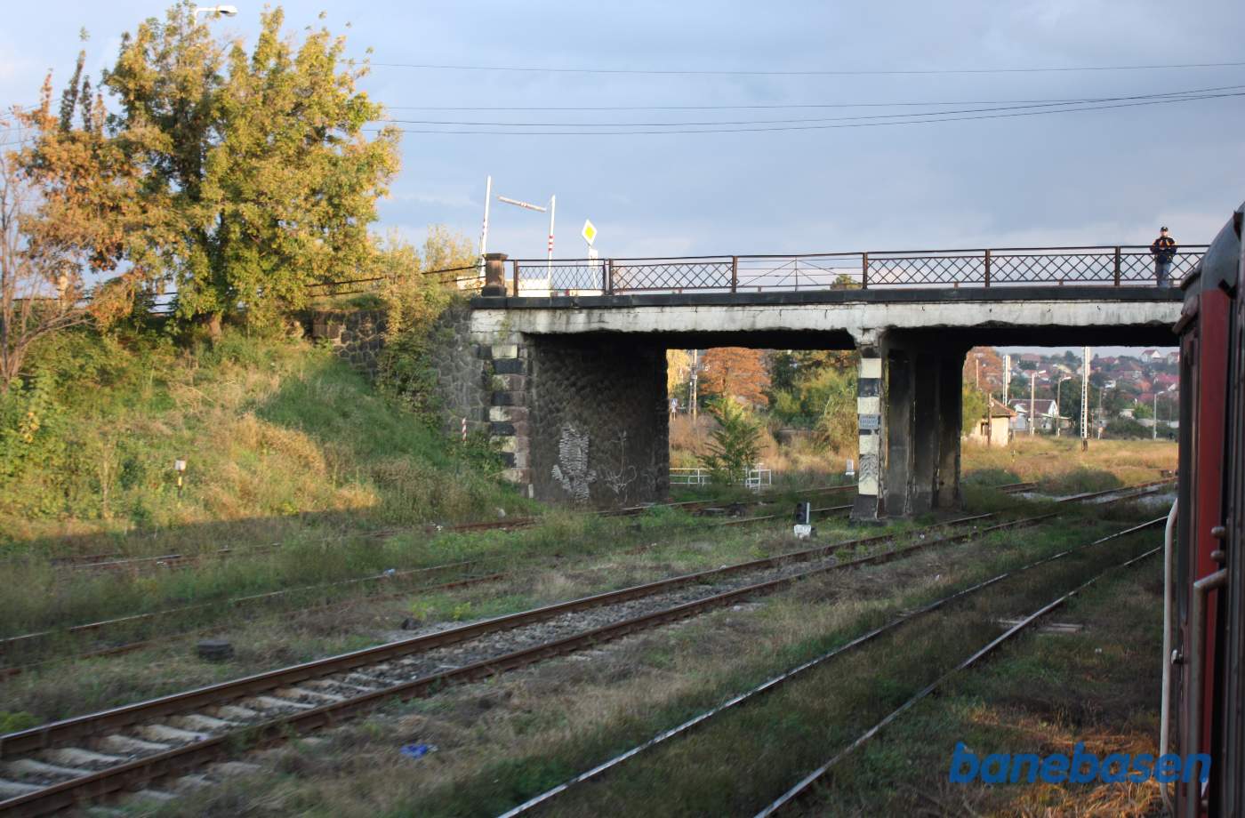 Fra turen mellem Salva og Arad. Vejbro over banegård