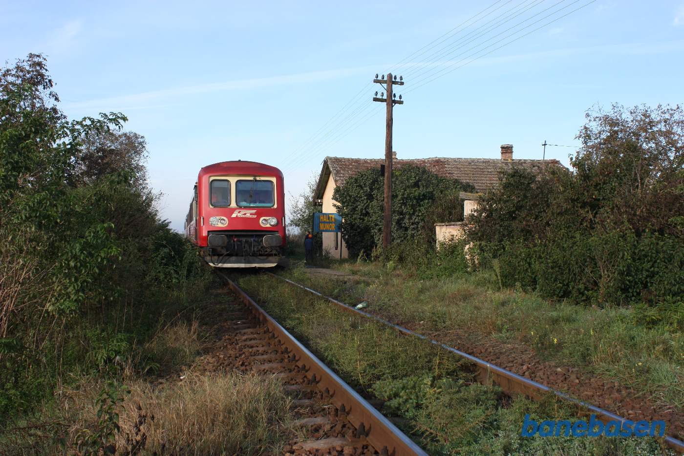 Undervejs til Sinicolaul Mare. Trinbrættet Munor. Motortog