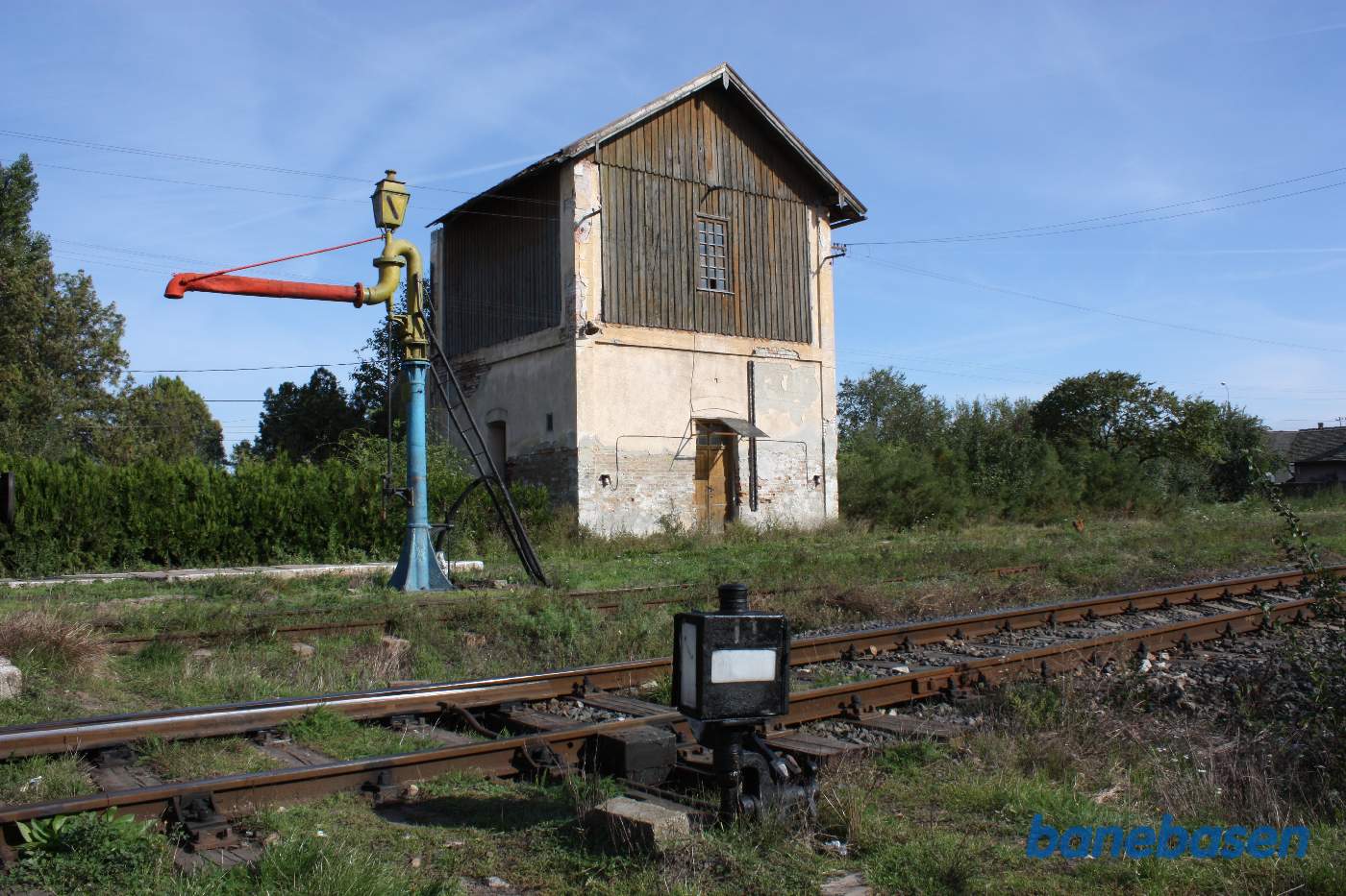 Sinicolaul Mare. Vandtårn og kran