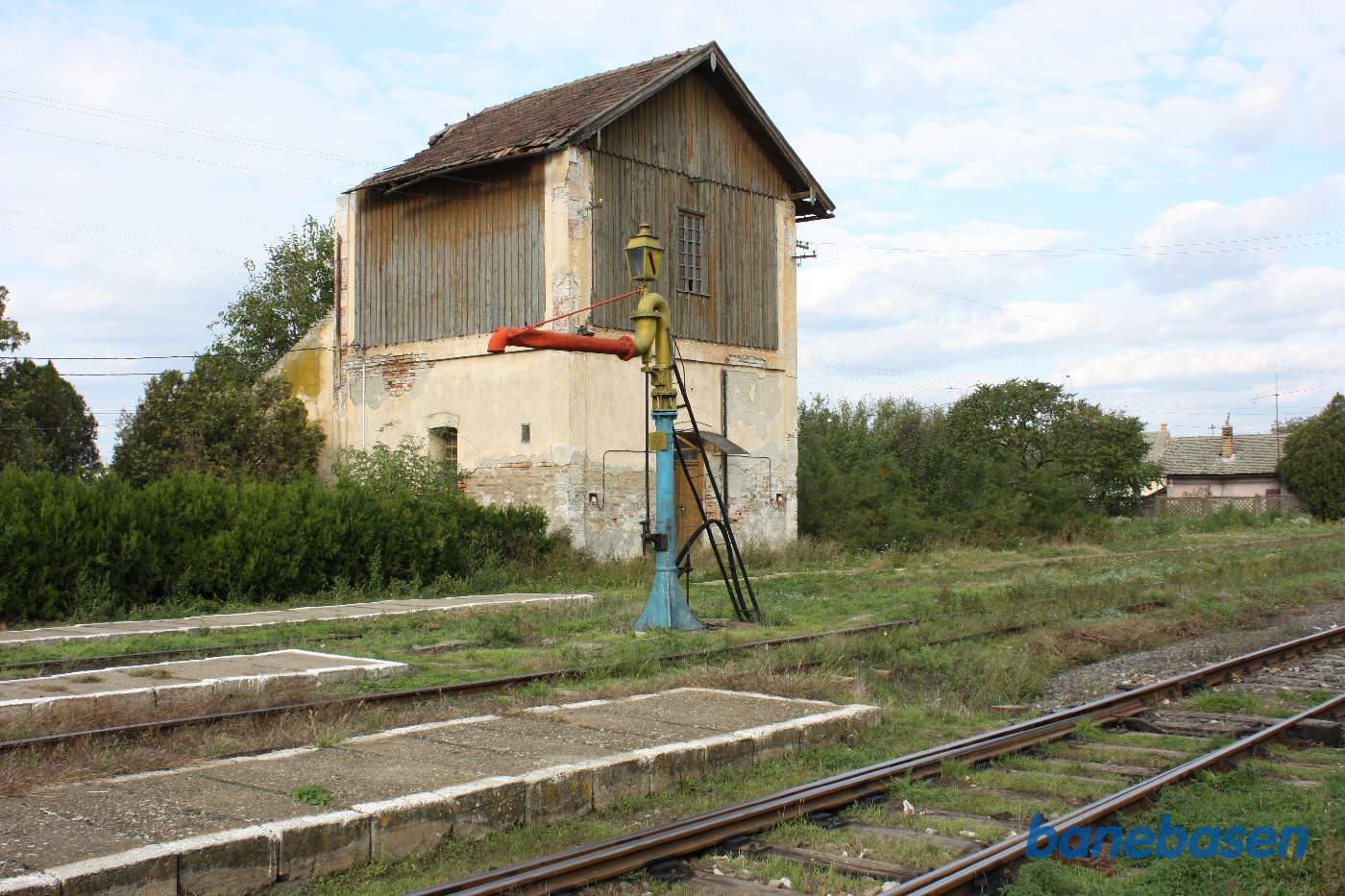 Sinicolaul Mare. Vandkran og tårn