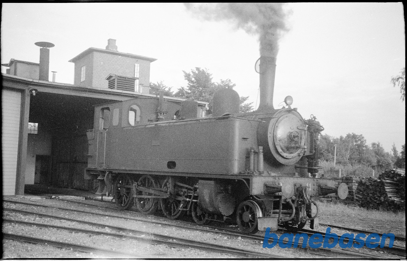 Ved remisen Ved remisen