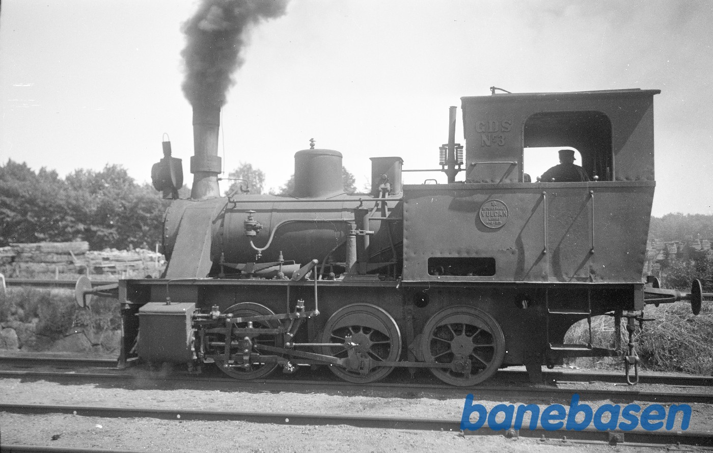 Damplokomotiv GDS nr. 3 på Hillerød Station Damplokomotiv GDS nr. 3 på Hillerød Station