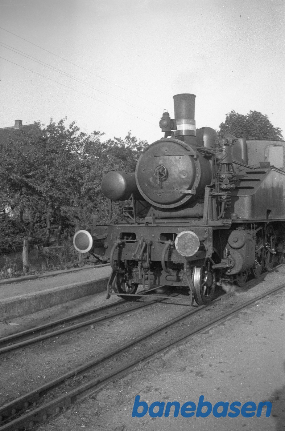 Damplokomotiv HFJ nr. 8 på Hillerød station Damplokomotiv HFJ nr. 8 på Hillerød station