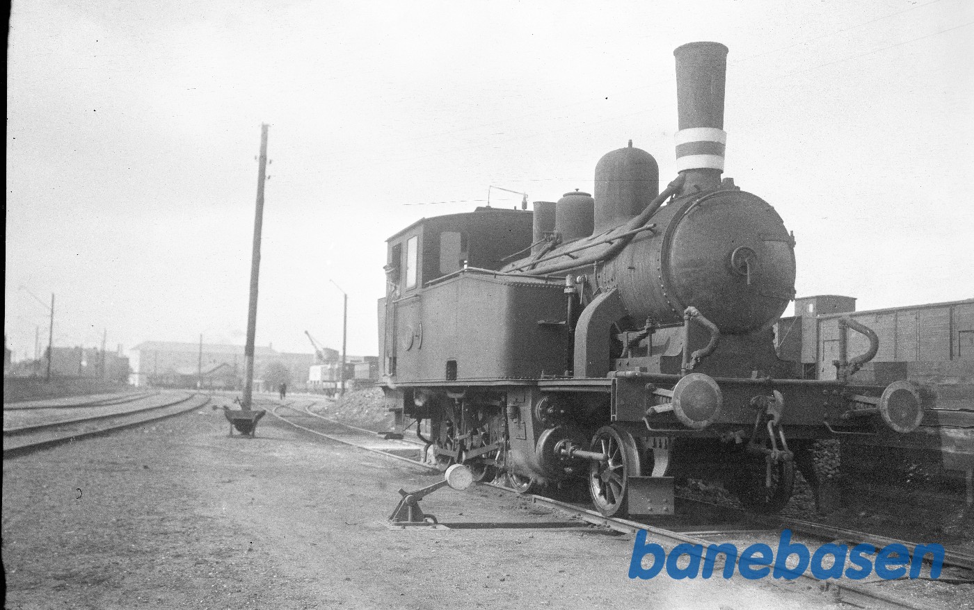 Damplokomotiv KRB 1 udlånt til KSB. Ved maskindepotet på København L Damplokomotiv KRB 1 udlånt til KSB. Ved maskindepotet på København L
