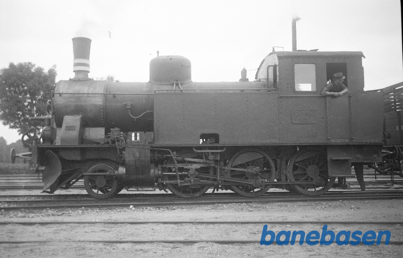 Damplokomotiv NPMB 5 med godstog på Præstø Station Damplokomotiv NPMB 5 med godstog på Præstø Station