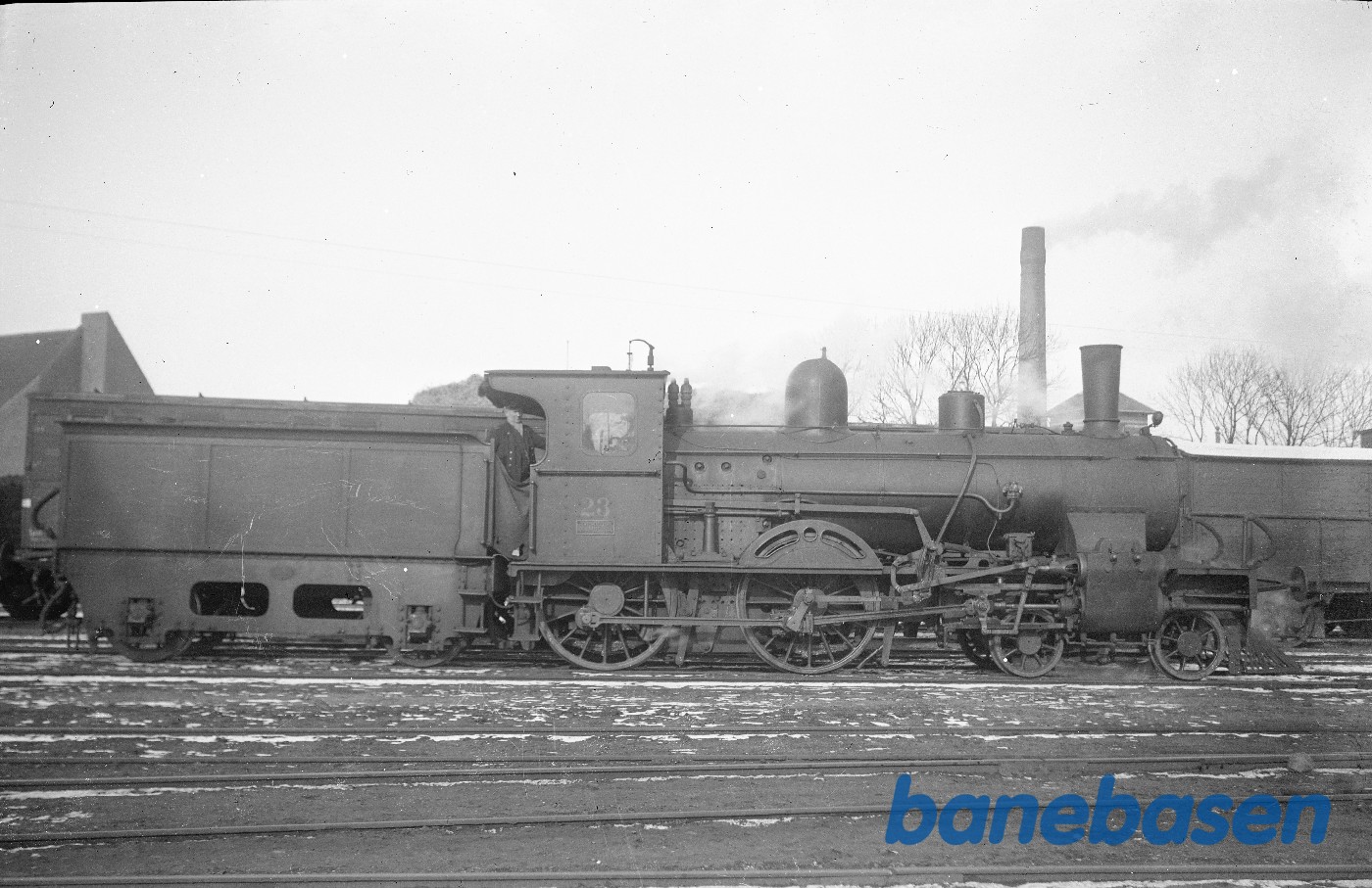 Damplokomotiv ONFJ 23 ved SFJ maskindepot på Odense Syd Damplokomotiv ONFJ 23 ved SFJ maskindepot på Odense Syd