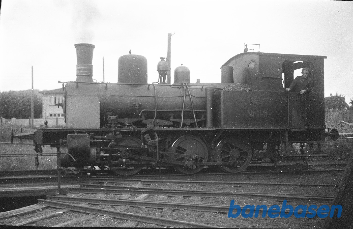 Damplokomotiv APB 39 ved remisen i Aalborg Damplokomotiv APB 39 ved remisen i Aalborg