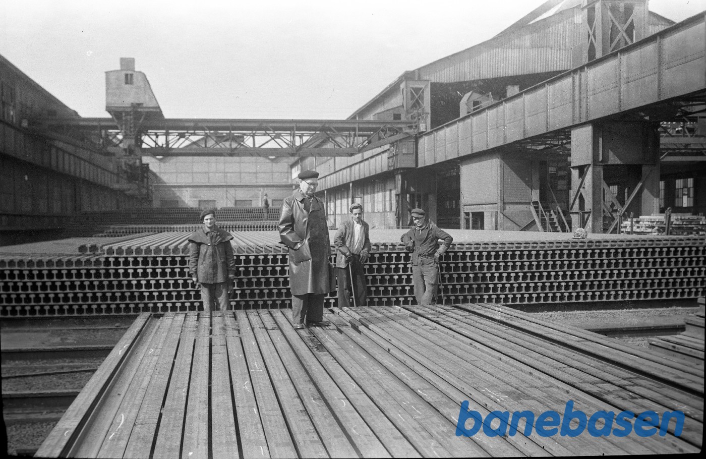 Besøg ved skinne-valseværk i udlandet Besøg ved skinne-valseværk i udlandet