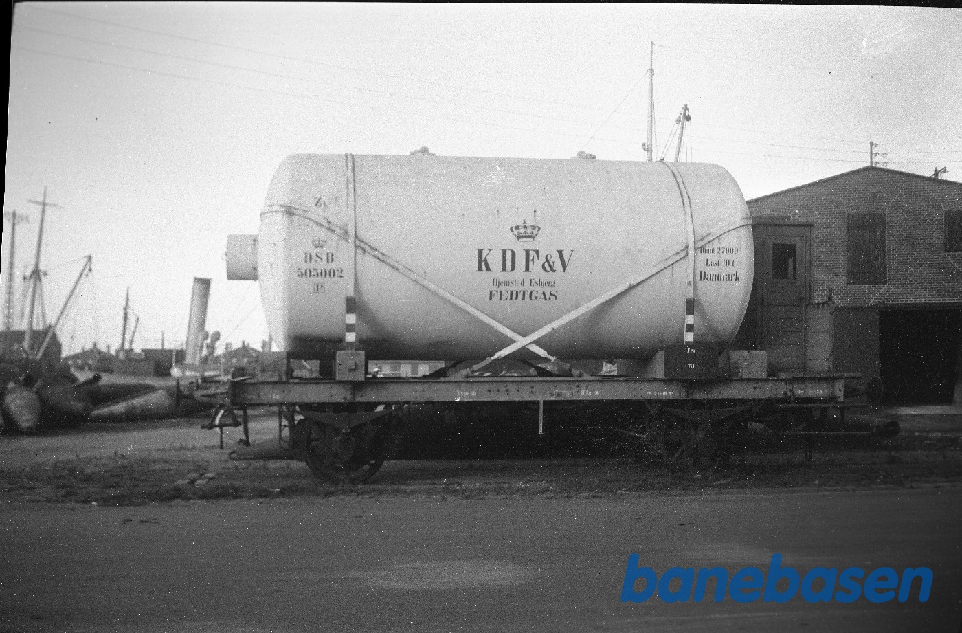 Beholdervogn fra Kongelige Dansk Fyr- & Vagervæsen Beholdervogn fra Kongelige Dansk Fyr- & Vagervæsen