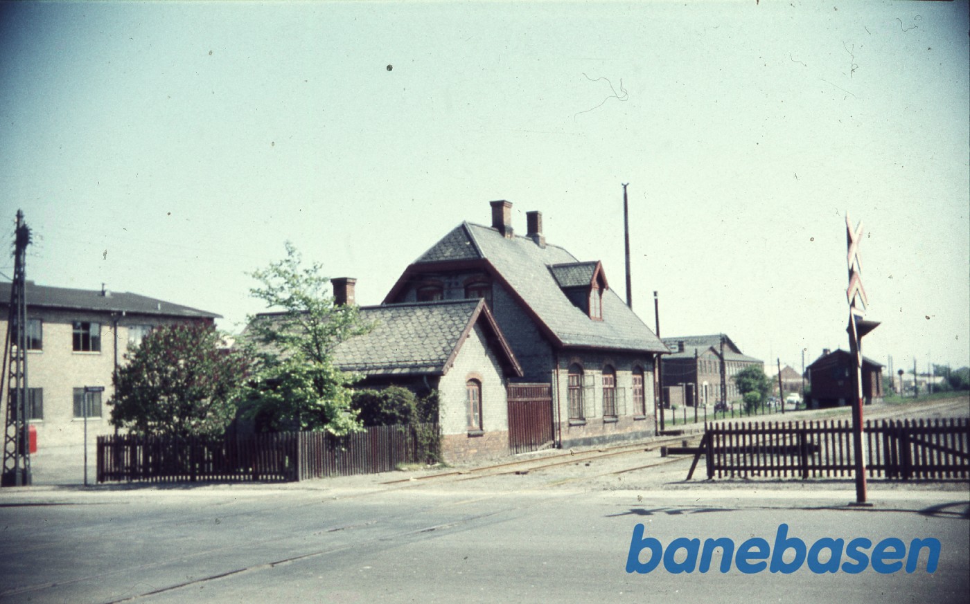 Øresundsvej station Øresundsvej station