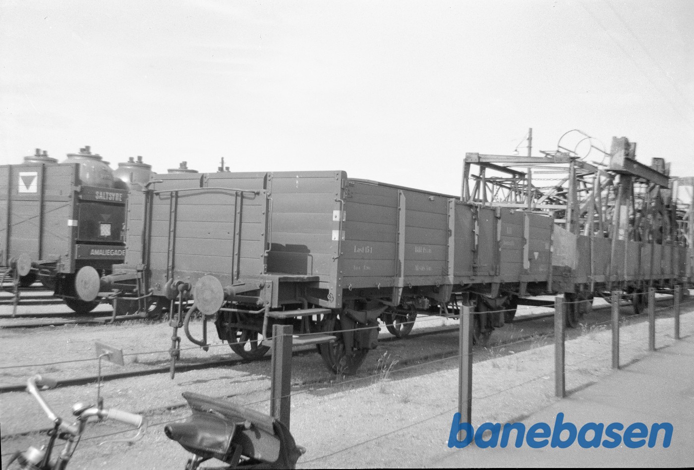 Åben godsvogn P 111 på Amagerbro station Åben godsvogn P 111 på Amagerbro station