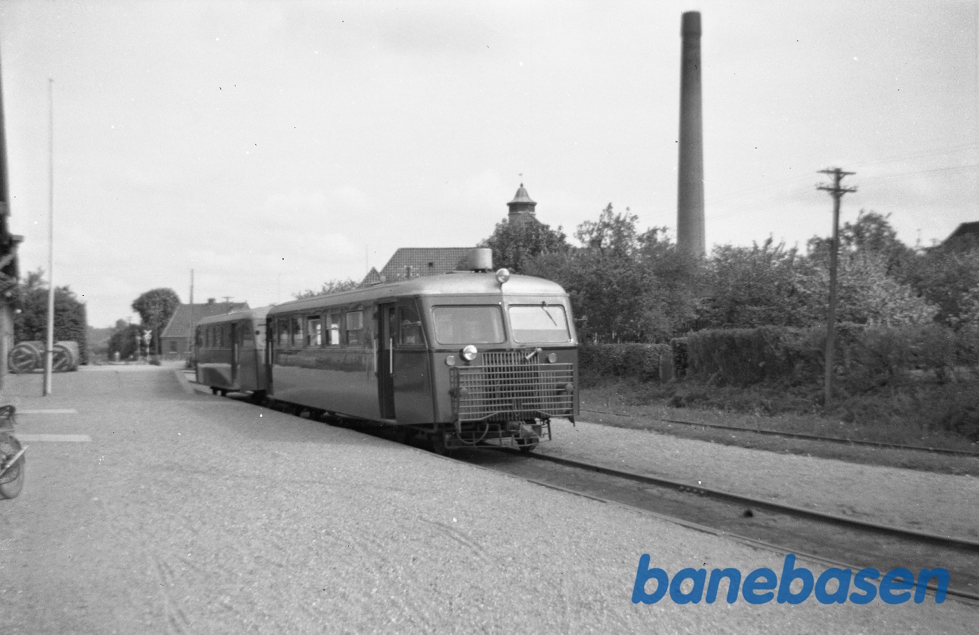 Skinnebustog AHB SM 8 + SP på Bælum Station Skinnebustog AHB SM 8 + SP på Bælum Station