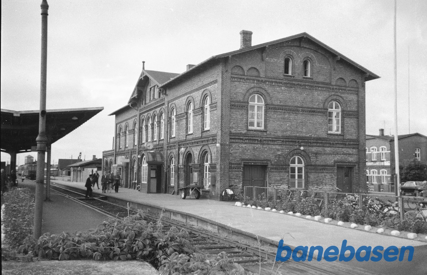 Tønder H station, perronside Tønder H station, perronside
