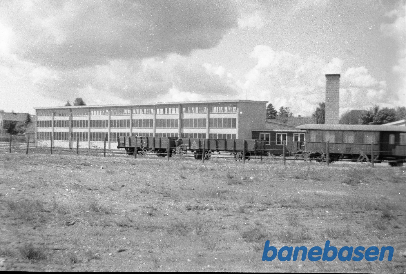 LNJ Remise og værksted på Firskovvej i Lyngby LNJ Remise og værksted på Firskovvej i Lyngby
