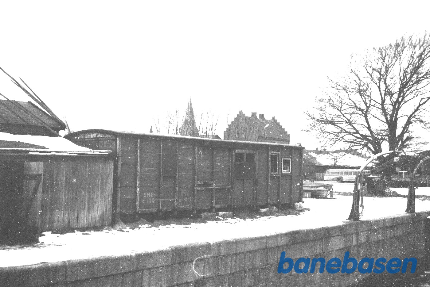 Vognkasse fra SNB E 100 på Nykøbing Mors station Vognkasse fra SNB E 100 på Nykøbing Mors station