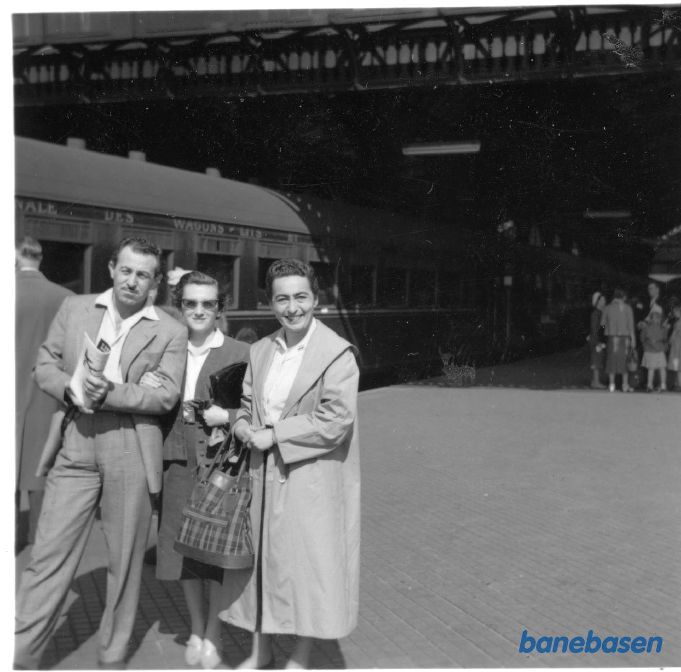 Rejsende ved internationalt tog