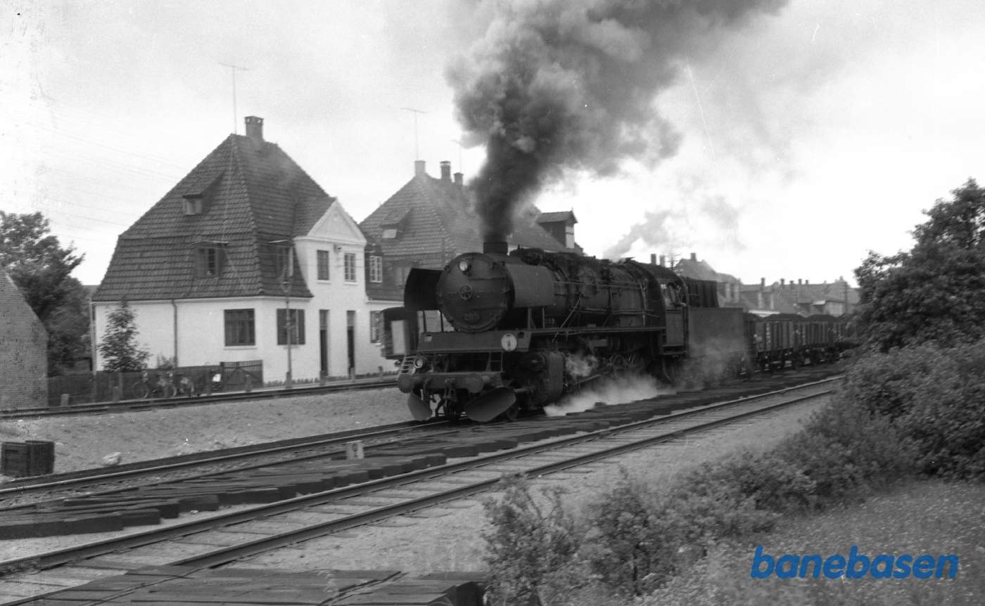 N 209 med særgodstog