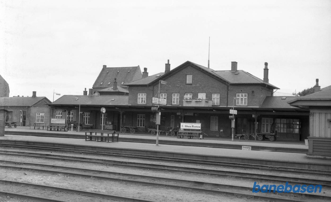 Silkeborg station. Perronsiden