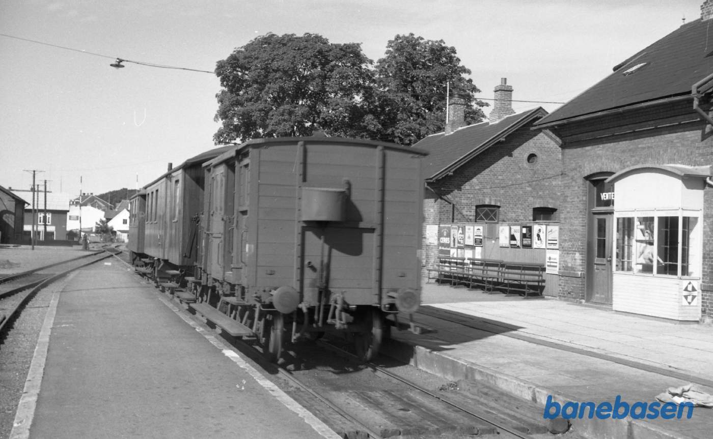 FFJ EM 39 på stationen