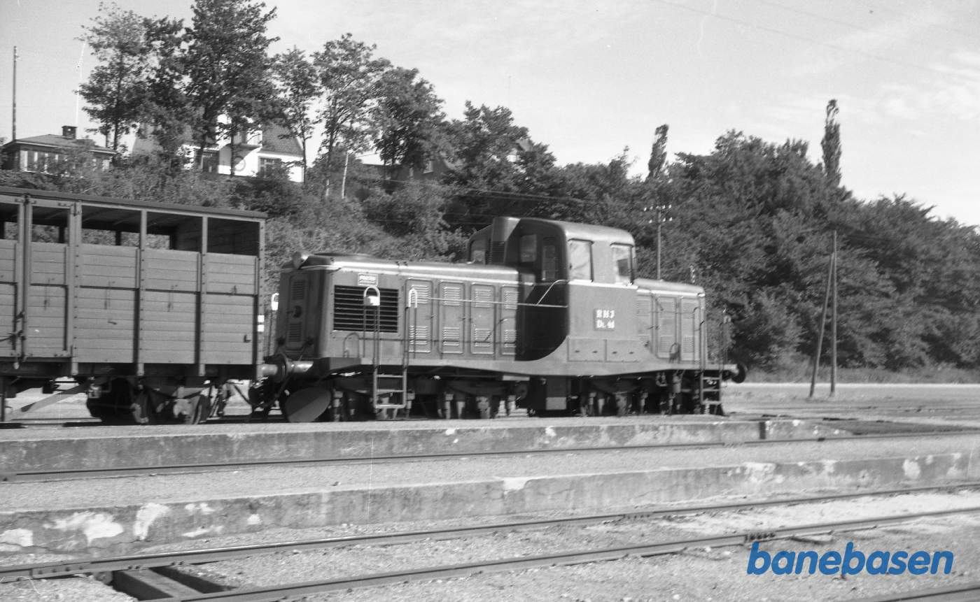 RHJ DL 41 på stationen