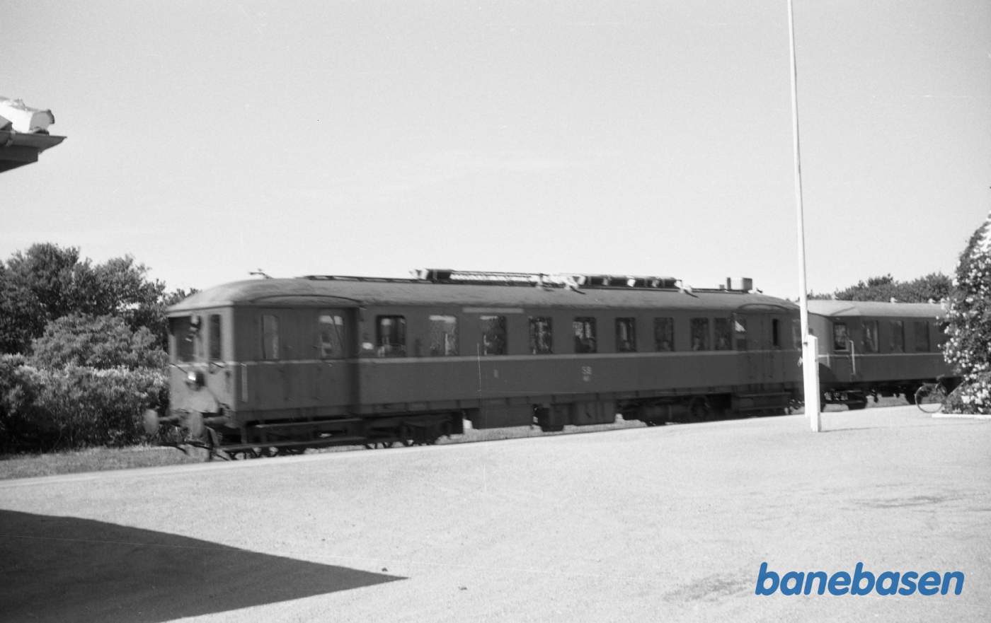 Strandby station med SB M 1