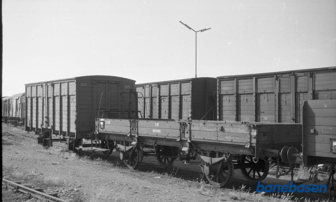 SB T 410 på stationen SB T 410 på stationen