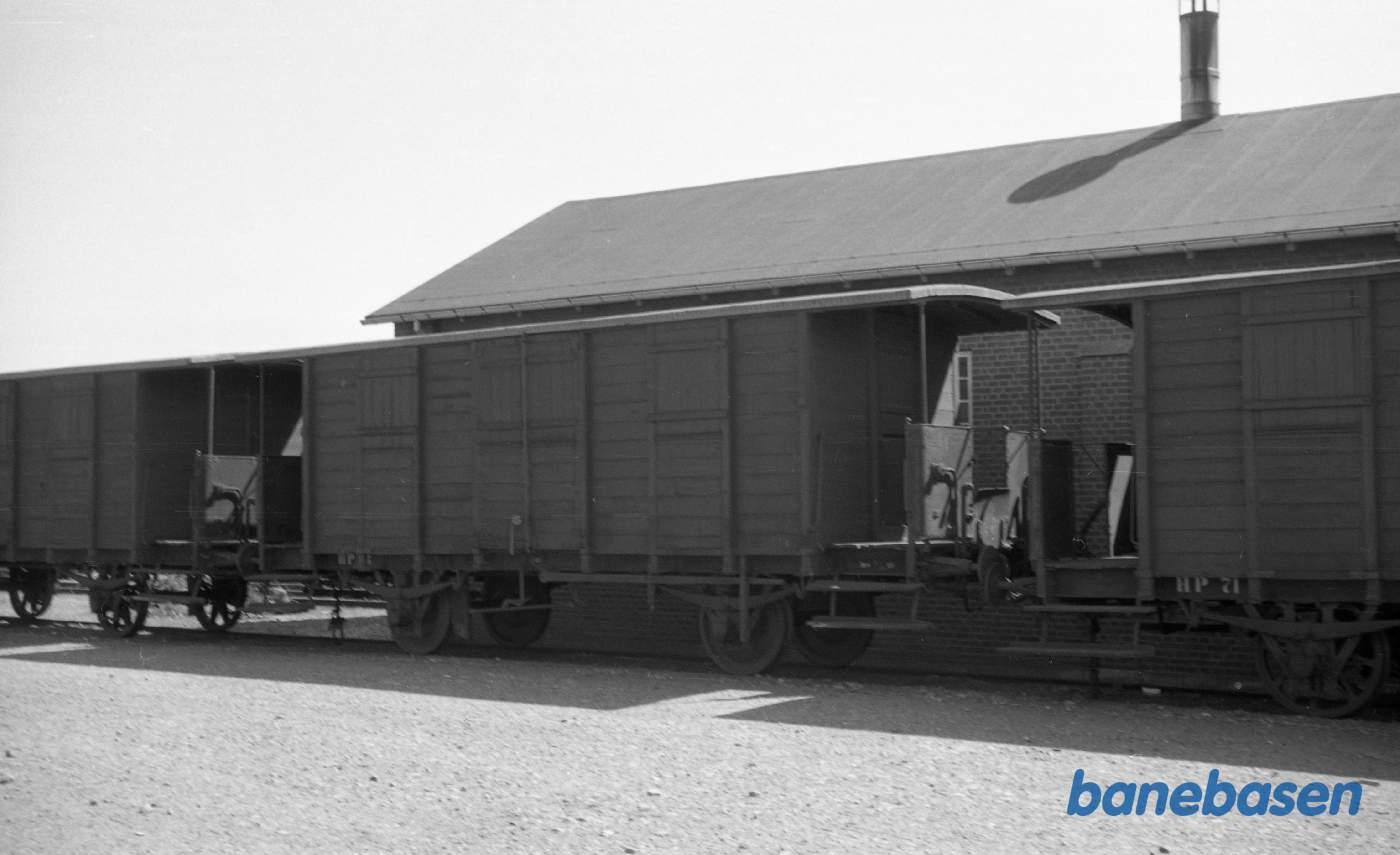 Bænkevogn HP G 73 på Hirtshals station