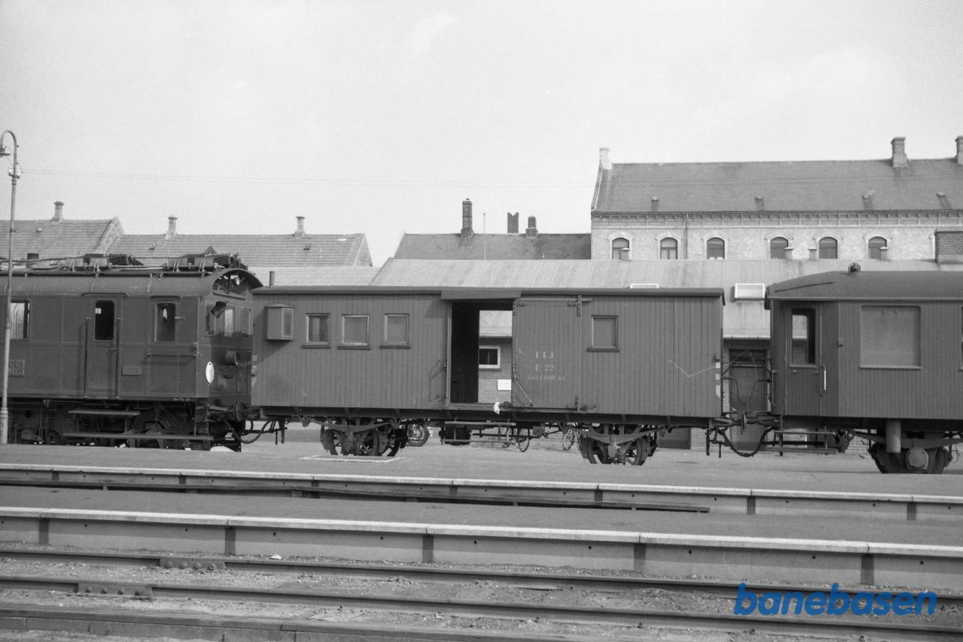 Stationen med TFJ E 22 Stationen med TFJ E 22