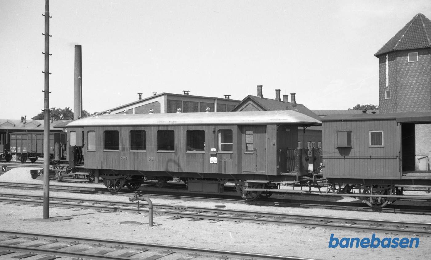 Odense station med OMB D 31