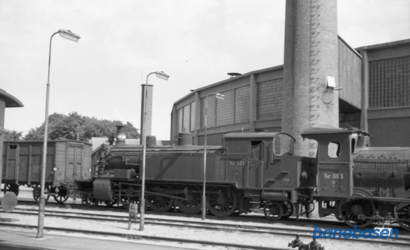 Odense station. DSB Df 131