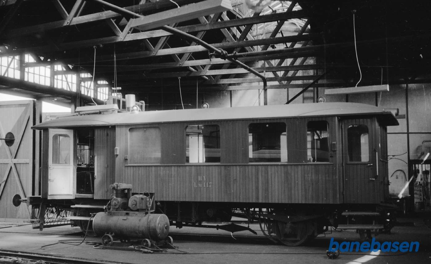 Privatbanernes remise med HV Lm 117