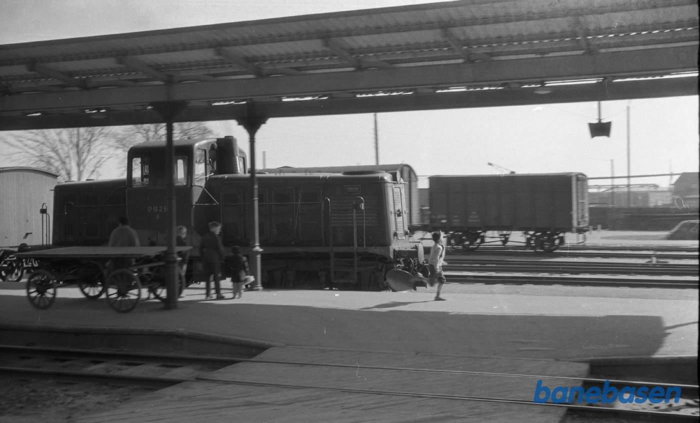 Den gamle Køge station med ØSJS M 8