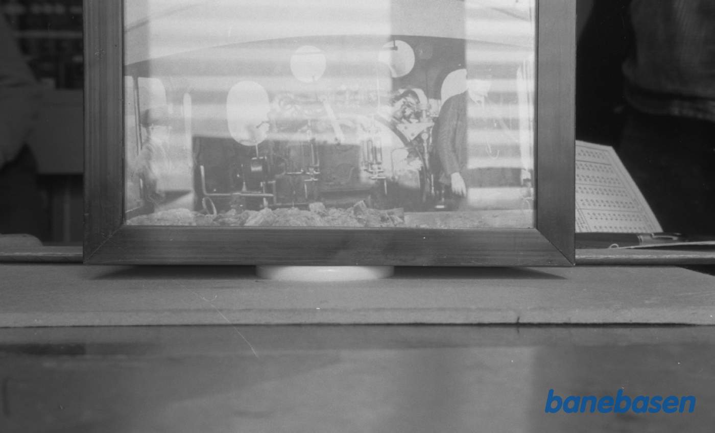 Forskellige motiver, bl.a tog i sne