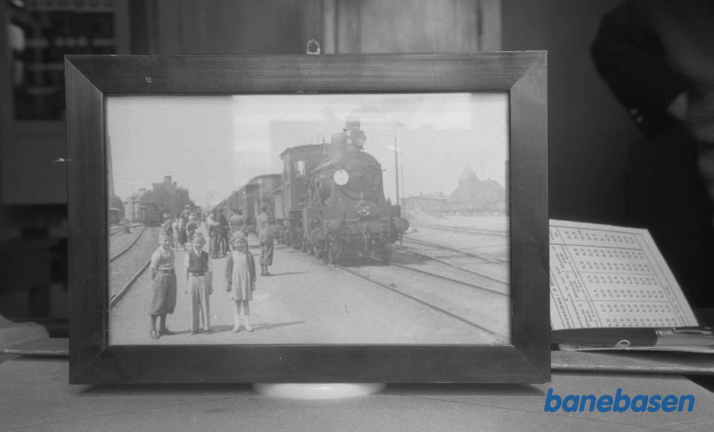 Forskellige motiver, bl.a tog i sne