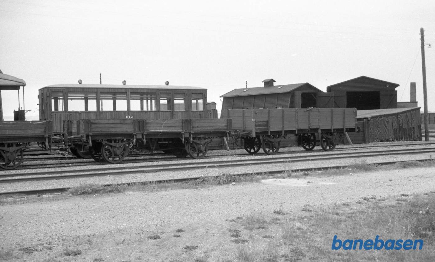 Ebeltoft station. P10 + P5