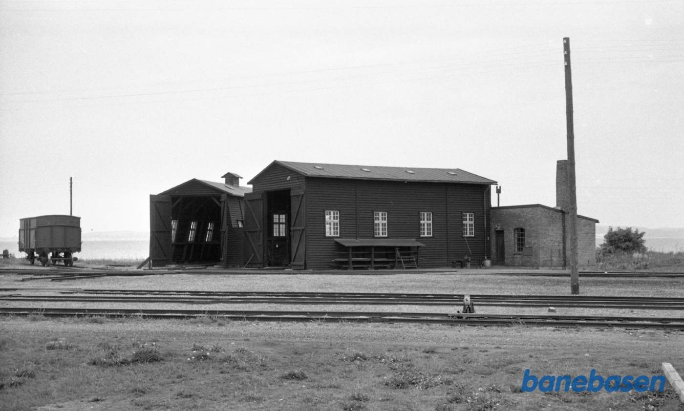 Ebeltoft station. Remise 2 og 3