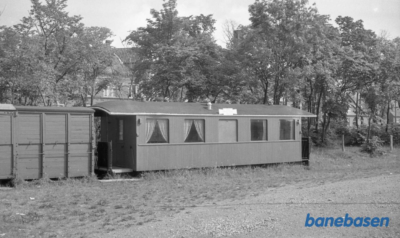 C vognskur på Grenå station