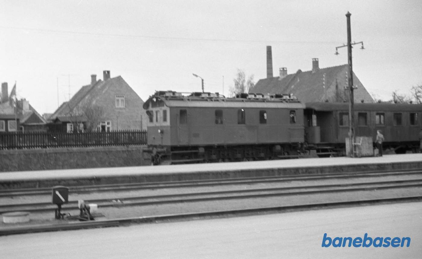 Maribo st. med LJ "Kanariefugl"