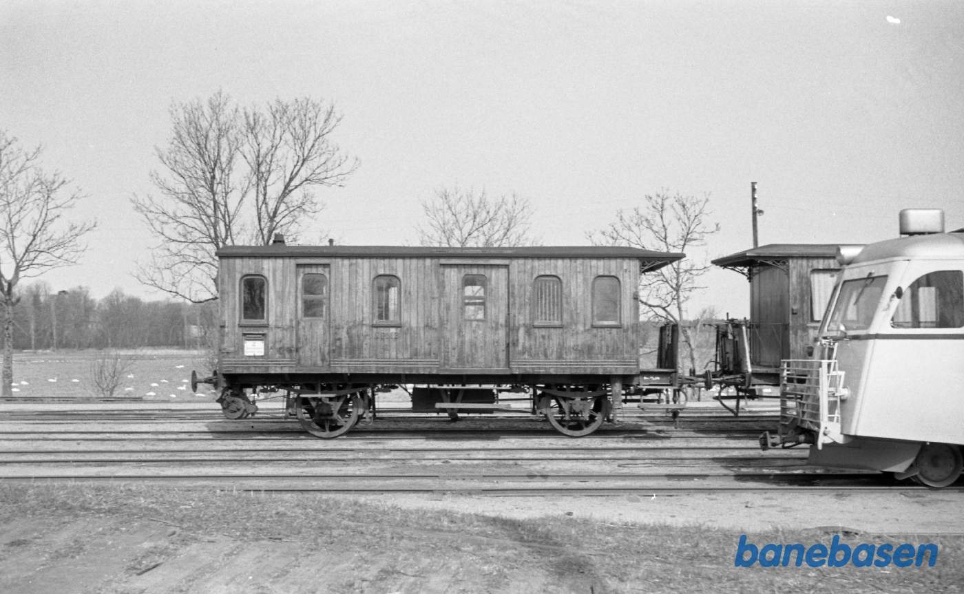 Præstø station. NPMB E 41