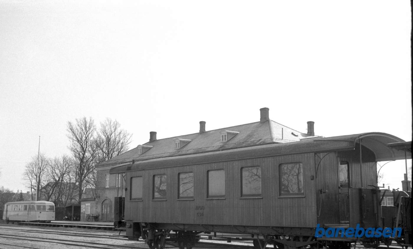 Præstø station. NPMB C 34