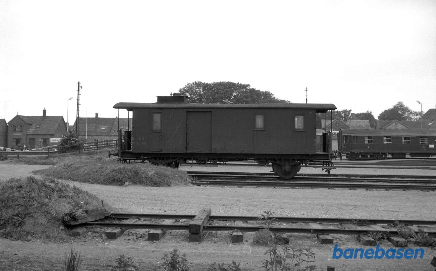 Nakskov station. LJ Ec 88