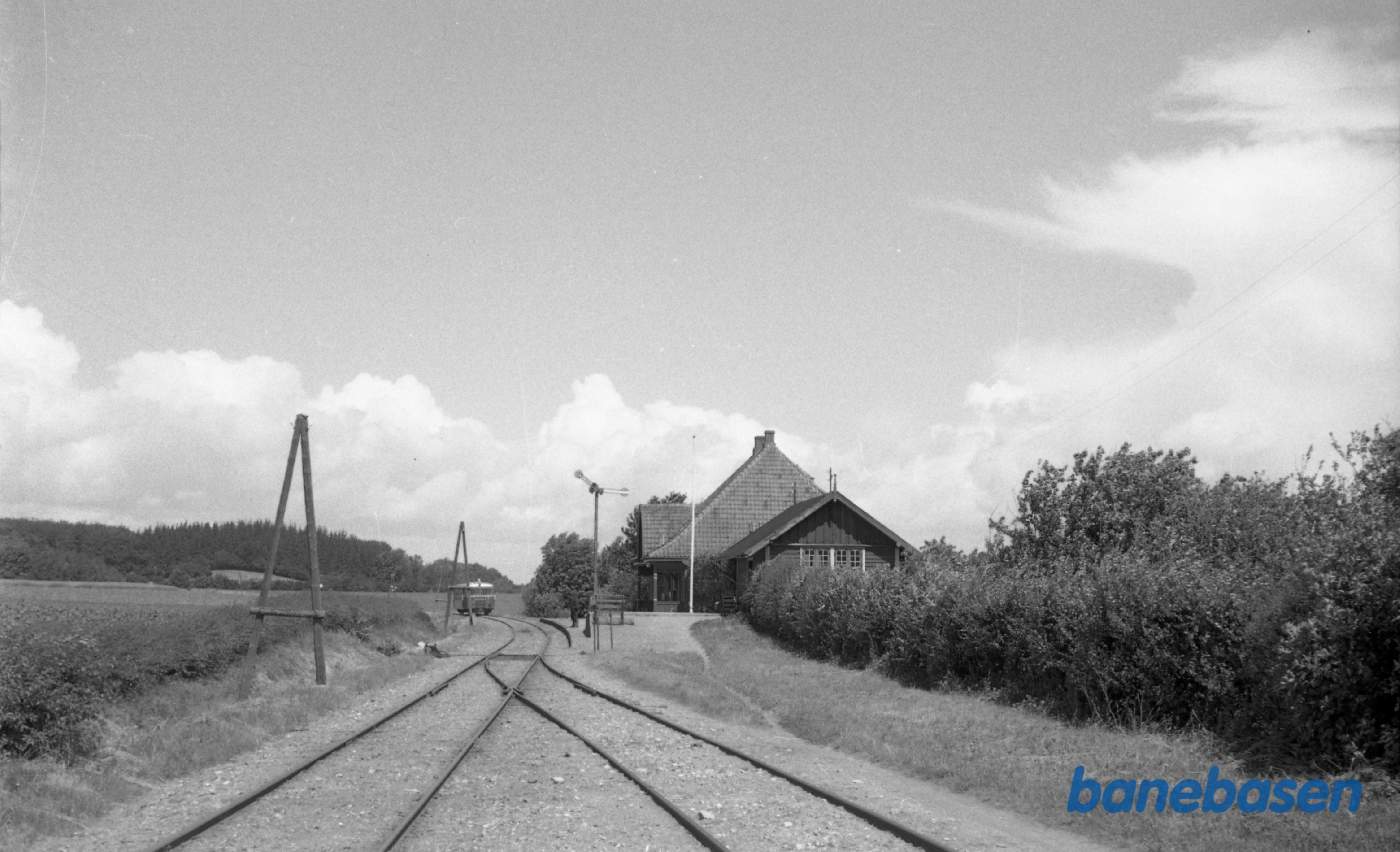 Longelse station med LB Sm 1