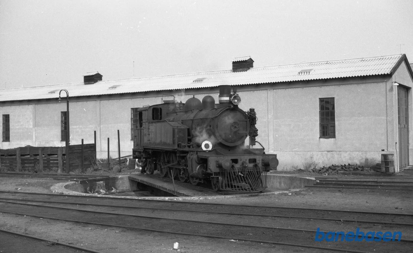 Hundested. HFHJ9 på drejeskiven