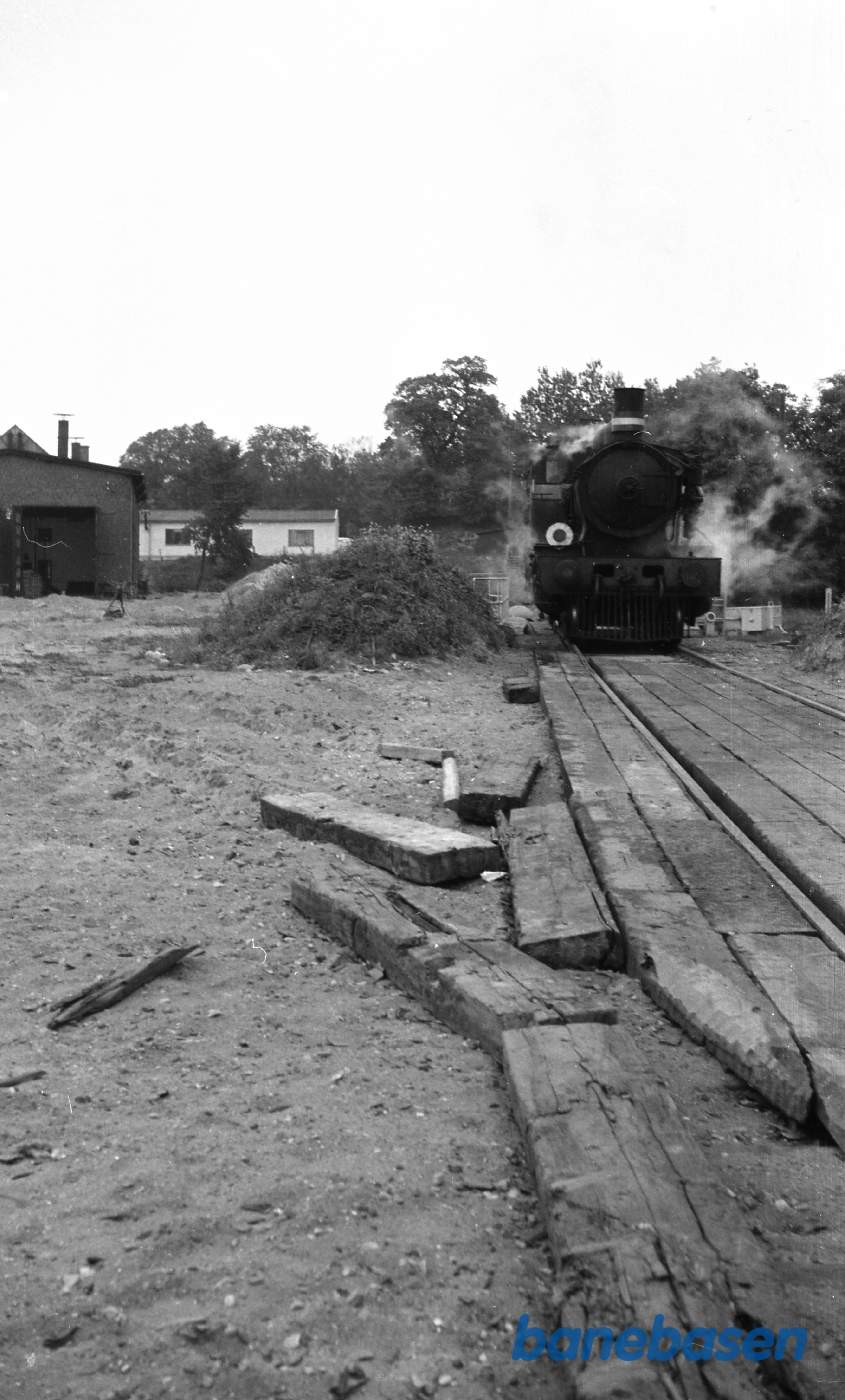 Hillerød station. HFHJ 9