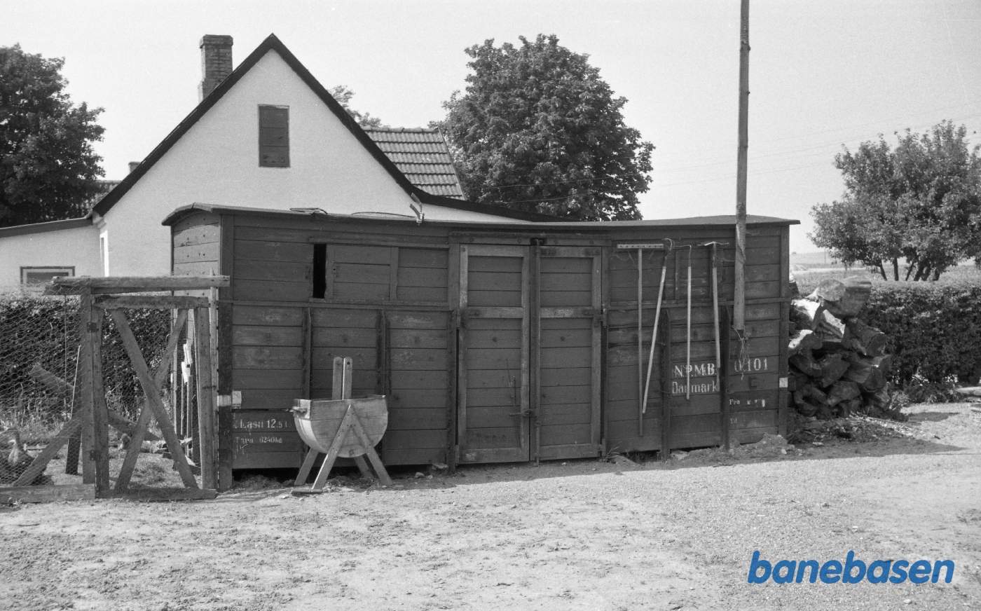 Bjæverskov Station NPMB Q 101 som skur Bjæverskov Station NPMB Q 101 som skur